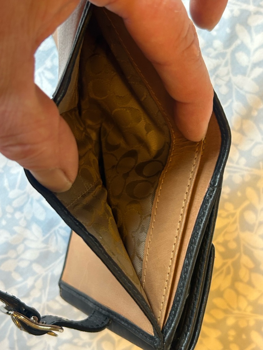 Vintage Coach Black Leather wallet - Picture 6 of 8